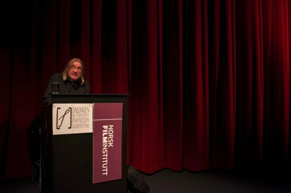 Helge Pettersen holdt foredraget «Noen tanker om nietzscheanske perspektiv i film og på filmkultur» på Cinemateket. Foto: Mats Andreas Nielsen (©) Helge Pettersen holdt foredraget «Noen tanker om nietzscheanske perspektiv i film og på filmkultur» på Cinemateket. Foto: Mats Andreas Nielsen (©)