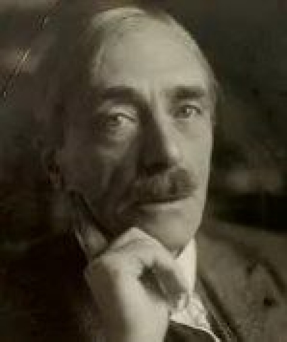 Paul Valéry, fotografert av Pierre Choumoff. (Kilde: Wikimedia commons) Paul Valéry, fotografert av Pierre Choumoff. (Kilde: Wikimedia commons)