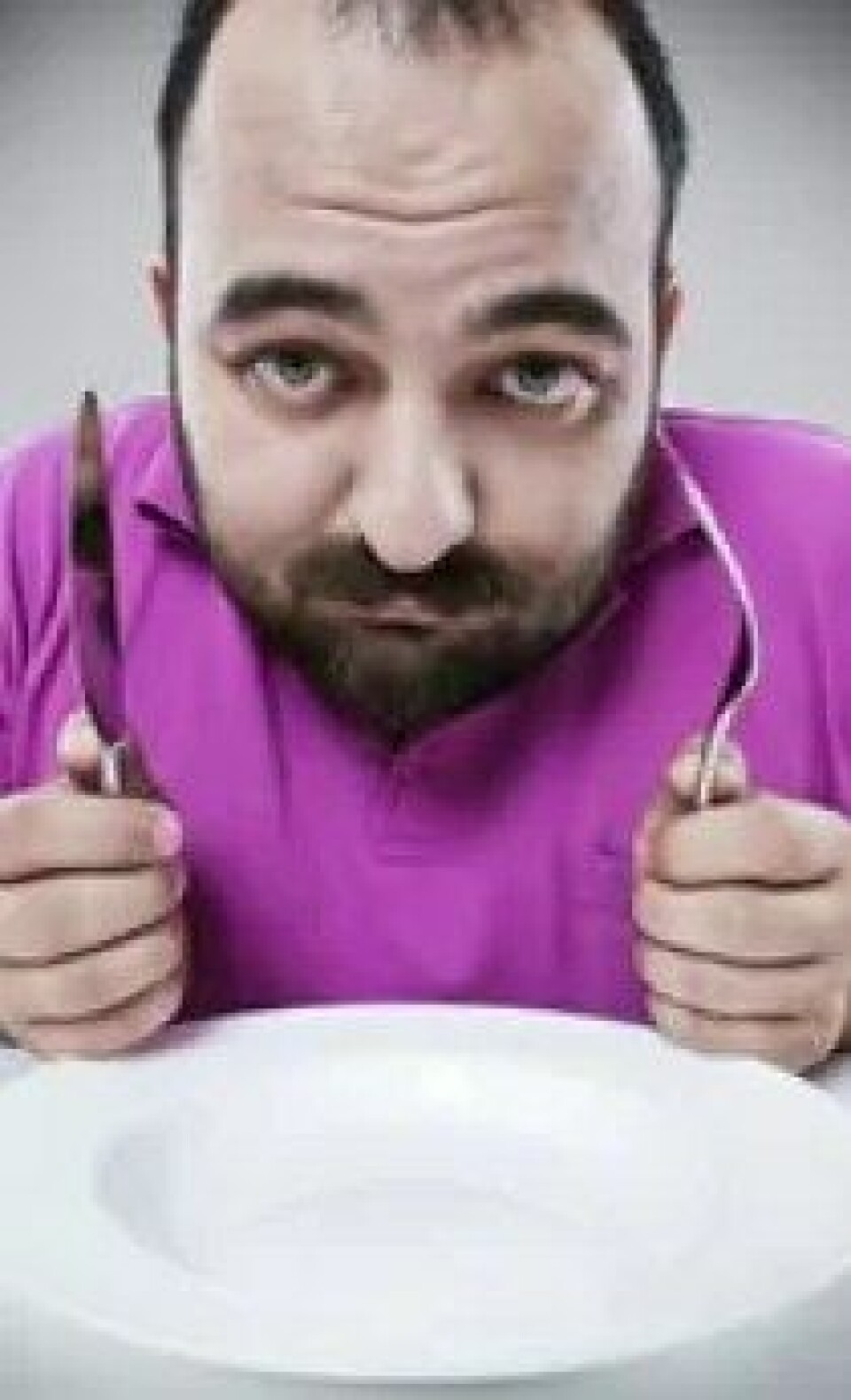 «‘Kyllingsalaten’ i hjørnet er i ferd med å bli utålmodig», kan en servitør si til en kollega. Men strengt tatt er det ikke salaten som har mistet tålmodigheten. (Illustrasjon: iStock) «‘Kyllingsalaten’ i hjørnet er i ferd med å bli utålmodig», kan en servitør si til en kollega. Men strengt tatt er det ikke salaten som har mistet tålmodigheten. (Illustrasjon: iStock)