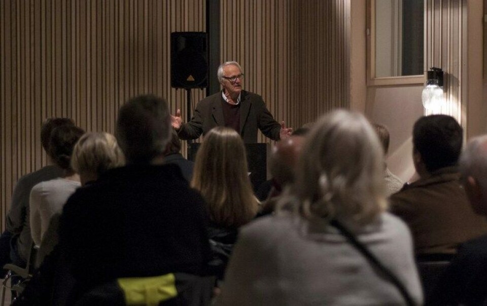 Peder Christian Kjerschow søker etter ny musikk som kan gi nye samanhengar , samtidig som han heldt fast på at overtonerekka har ei særstilling i musikkerfaringa. Foto: Mats Andreas Nielsen (©) Peder Christian Kjerschow søker etter ny musikk som kan gi nye samanhengar , samtidig som han heldt fast på at overtonerekka har ei særstilling i musikkerfaringa. Foto: Mats Andreas Nielsen (©)