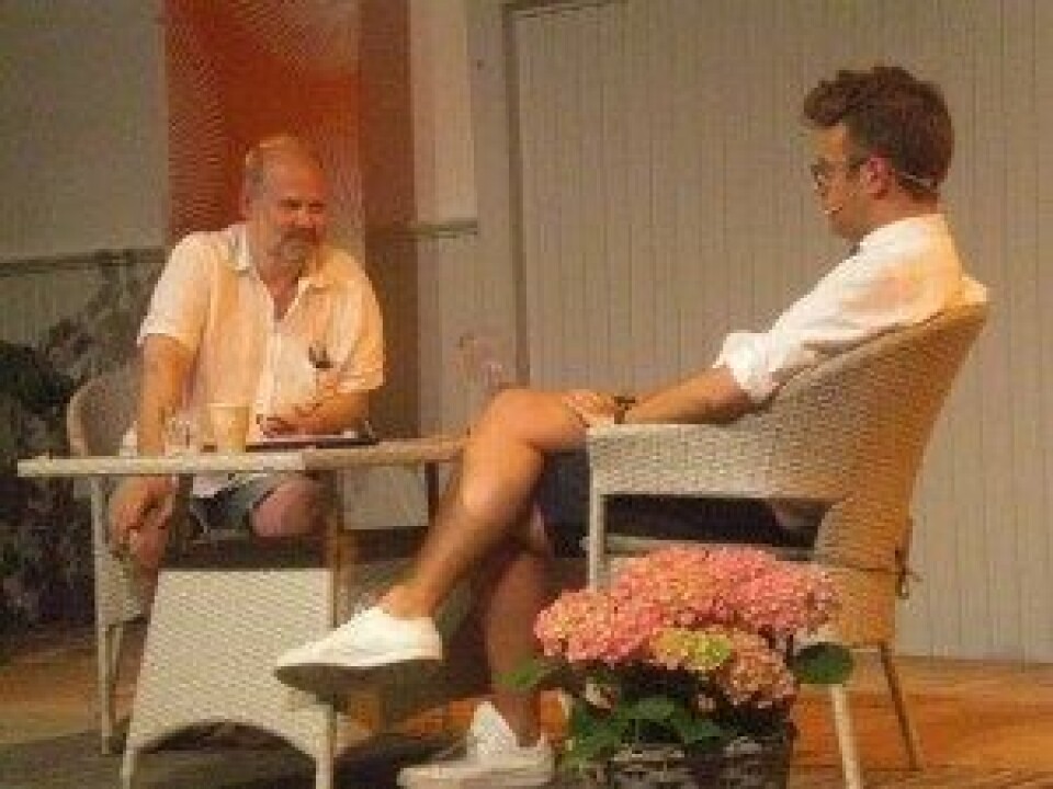 Alf van der Hagen og Petter Normann Dille i samtale. (Foto: Alexander Myklebust) Alf van der Hagen og Petter Normann Dille i samtale. (Foto: Alexander Myklebust)