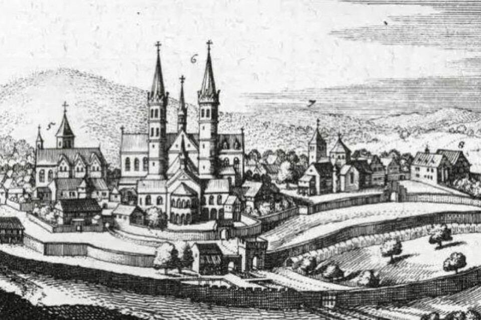 Utsikt mot Fulda. Byens dom, St. Salvator, og kloster i sentrum. Kobberstikk av Matthäus Merian, 1655. (Kilde: Wikimedia Commons)