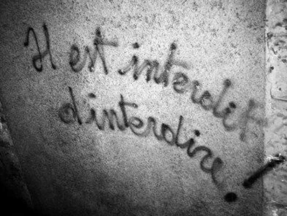 1968-slagord fra Frankrike: «Det er forbudt å forby!». (Kilde: Wikimedia commons.) 1968-slagord fra Frankrike: «Det er forbudt å forby!». (Kilde: Wikimedia commons.)