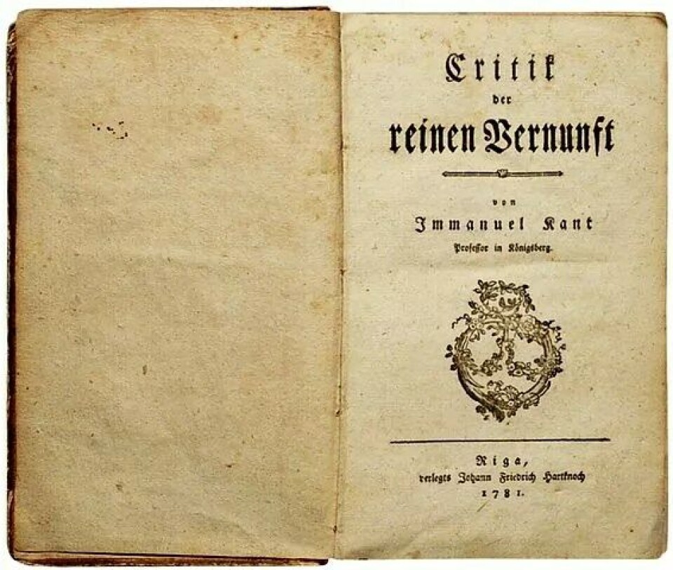 Stridens kjerne: Immanuel Kants hovedverk Kritik der reinen Vernunft. Her vises tittelbladet i førsteutgaven fra 1781. (Kilde: Wikimedia Commons) Stridens kjerne: Immanuel Kants hovedverk Kritik der reinen Vernunft. Her vises tittelbladet i førsteutgaven fra 1781. (Kilde: Wikimedia Commons)