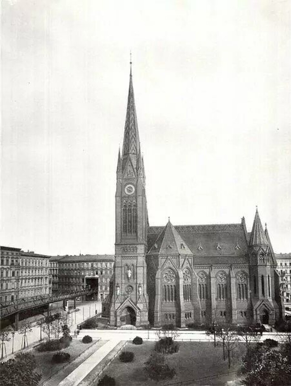 Lutherkirche i Berlin, fotografert rundt 1905. (Kilde: Wikimedia commons) Lutherkirche i Berlin, fotografert rundt 1905. (Kilde: Wikimedia commons)