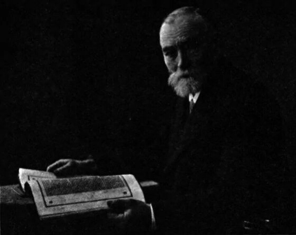 Gottlob Frege fotografert av Emil Pesch (via Wikimedia commons) Gottlob Frege fotografert av Emil Pesch (via Wikimedia commons)