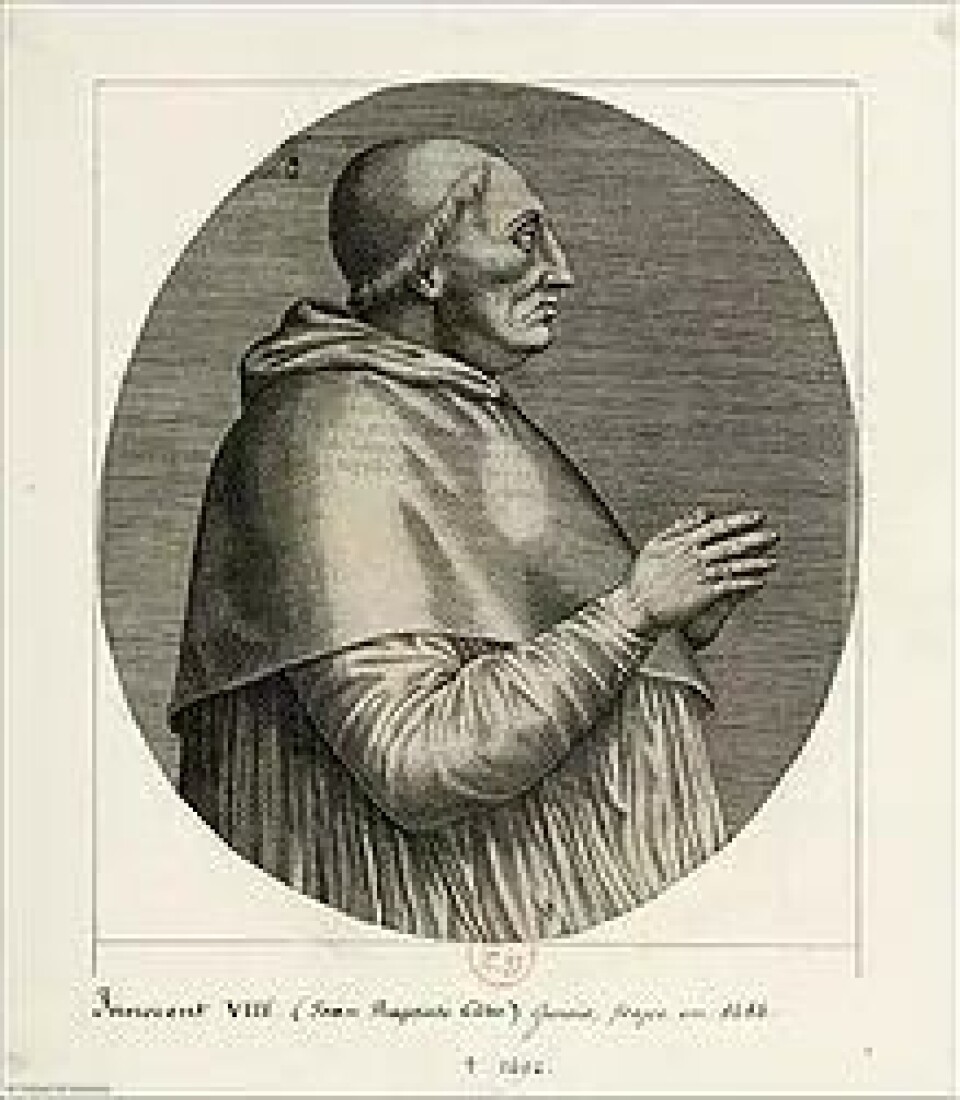 Pave Innocentius VIII nektet Pico å avholde sin filosofikongress i Roma i 1487. Han nedsatte dessuten en kommisjon som noe senere fordømte syv av Picos 900 Conclusiones som kjetterske og seks av dem som avvikende. (Kilde: Wikimedia Commons CC0 1.0) Pave Innocentius VIII nektet Pico å avholde sin filosofikongress i Roma i 1487. Han nedsatte dessuten en kommisjon som noe senere fordømte syv av Picos 900 Conclusiones som kjetterske og seks av dem som avvikende. (Kilde: Wikimedia Commons CC0 1.0)