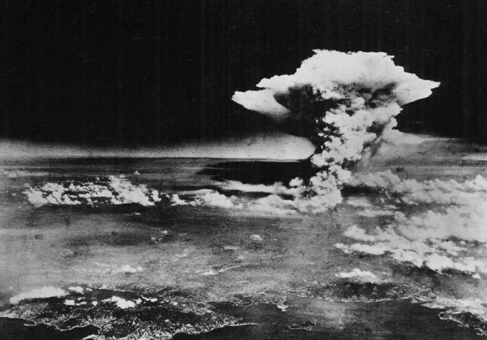Atomsky over Hiroshima. (Kilde: Wikimedia commons) Atomsky over Hiroshima. (Kilde: Wikimedia commons)