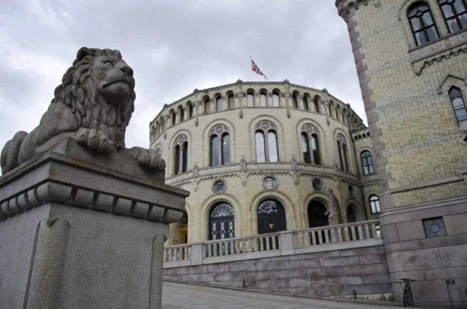 – For tiden viker de politiske lederne fra sitt ansvar for å forsvare grunnleggende menneskerettigheter, mener filosof Helga Varden. (Foto: Silje R. Kampesæter via Flickr CC BY-NC-ND 2.0) – For tiden viker de politiske lederne fra sitt ansvar for å forsvare grunnleggende menneskerettigheter, mener filosof Helga Varden. (Foto: Silje R. Kampesæter via Flickr CC BY-NC-ND 2.0)