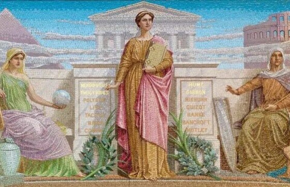 Mosaikkunstverket History av Frederick Dielman (Kilde: Wikimedia commons CC0 1.0) Mosaikkunstverket History av Frederick Dielman (Kilde: Wikimedia commons CC0 1.0)