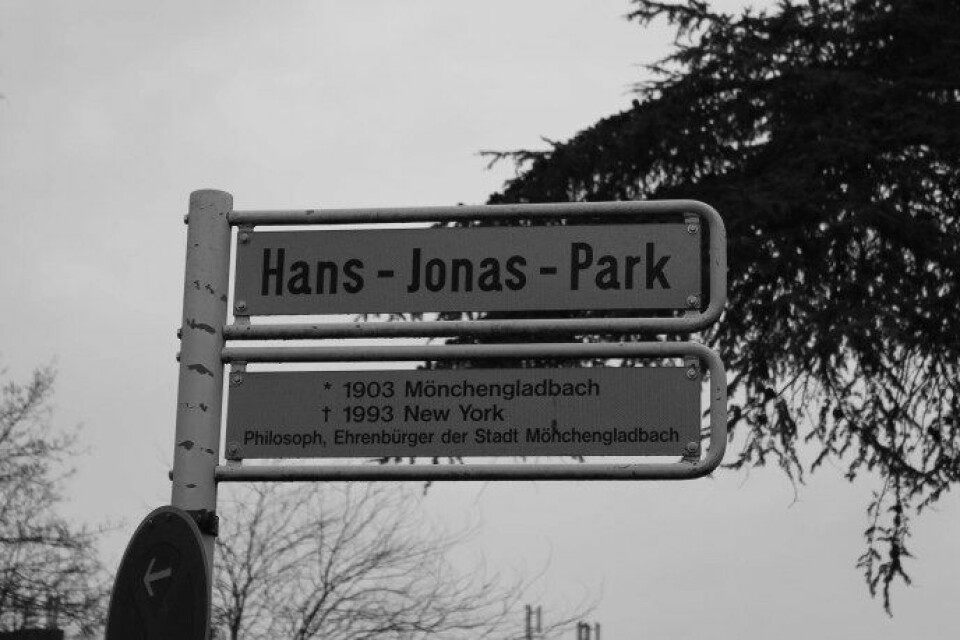 Fra parken tilegnet den tyske filosofen i Mönchengladbach. (Foto: Sigurd Hverven)
