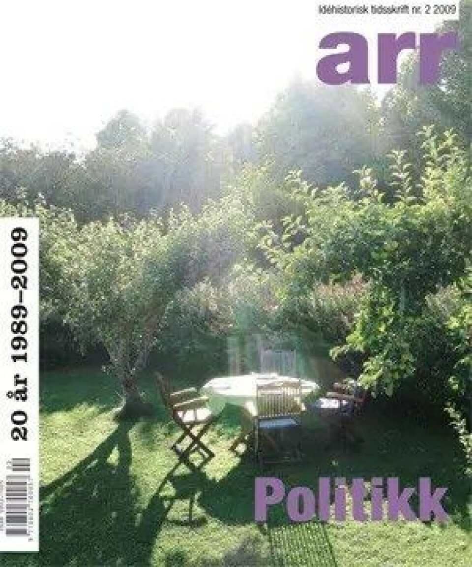 Per Strømholm anmelder Tidslinjer av Paola de Cuzzani og Gro Rørstadbotten i Arr nr. 2 2009. Per Strømholm anmelder Tidslinjer av Paola de Cuzzani og Gro Rørstadbotten i Arr nr. 2 2009.