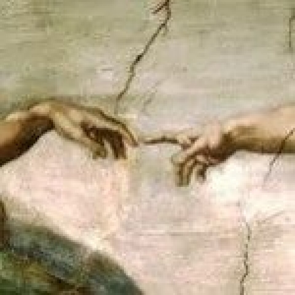 Den norske debatten om forholdet mellom vitenskap og religion er preget av utdaterte argumenter, mener Vidar Enebakk. Illustrasjon: Fra «Skapelsen av Adam» av Michelangelo. (Kilde: Wikimedia Commons) Den norske debatten om forholdet mellom vitenskap og religion er preget av utdaterte argumenter, mener Vidar Enebakk. Illustrasjon: Fra «Skapelsen av Adam» av Michelangelo. (Kilde: Wikimedia Commons)