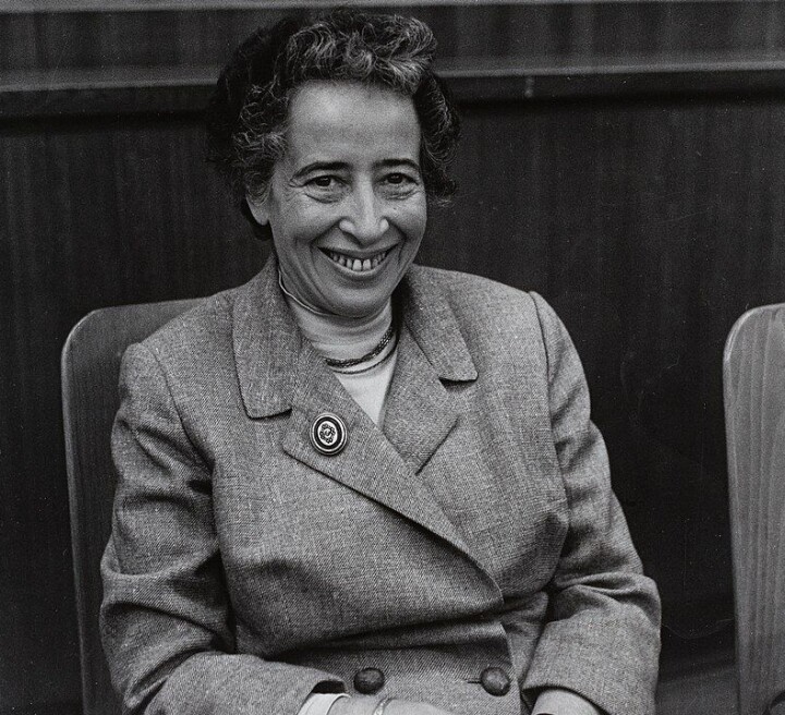 Stadig flere av Hannah Arendts tekster finnes i norsk oversettelse. Salongen har anmeldelser av mange av dem.